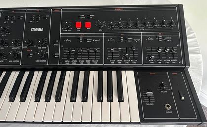 Yamaha-CS30 in excellent condition